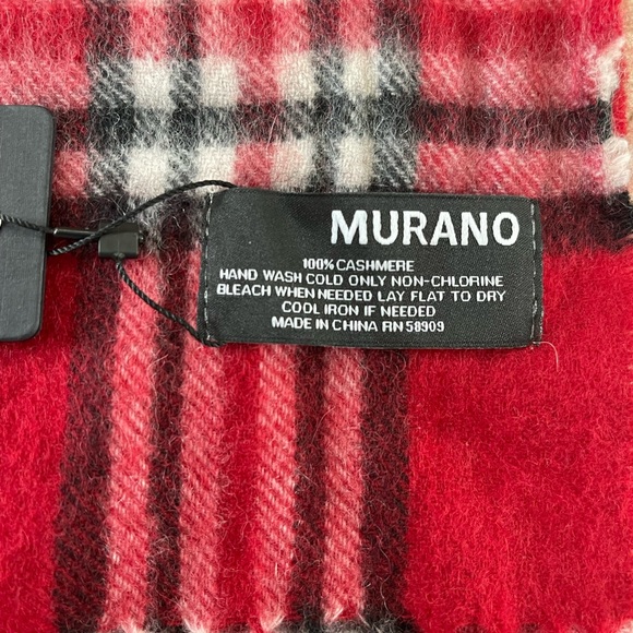 Murano plaid 100% Cashmere Scarf NWT - Picture 4 of 6
